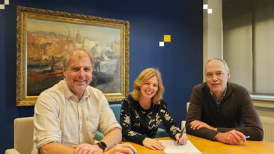 Ten years of dedication are a precious gift – that's why we celebrate by returning the favor